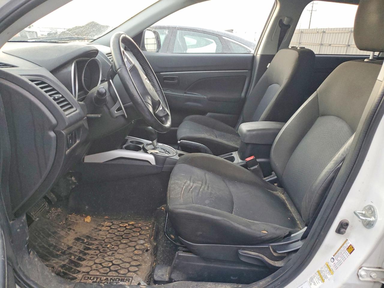 2012 MITSUBISHI OUTLANDER SPORT ES photo 7