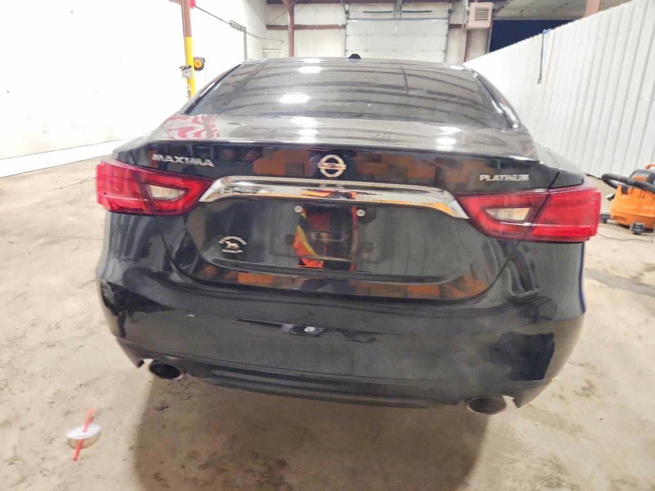 2017 NISSAN MAXIMA 3.5S photo 6