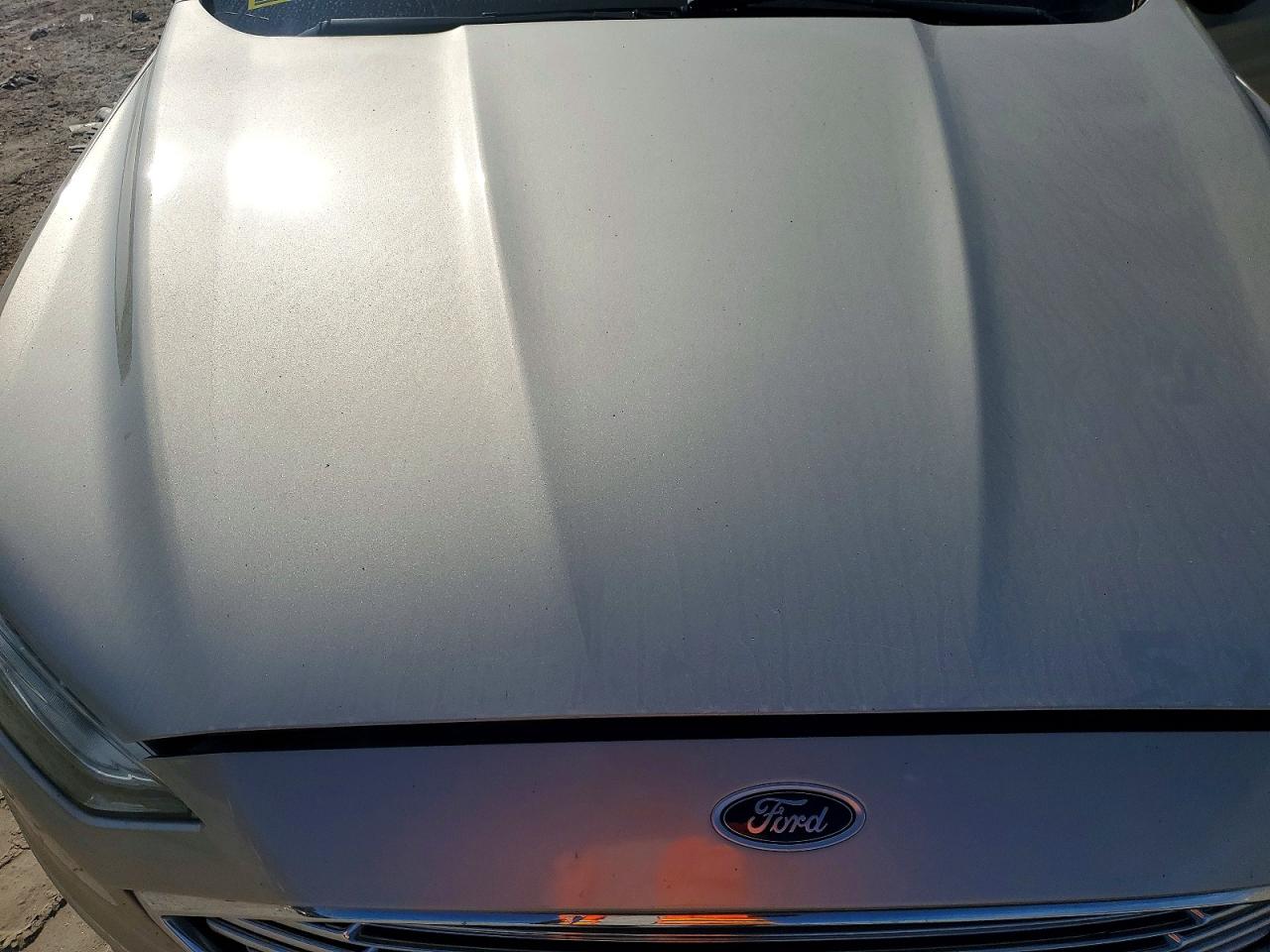 2017 FORD FUSION SE HYBRID photo 11