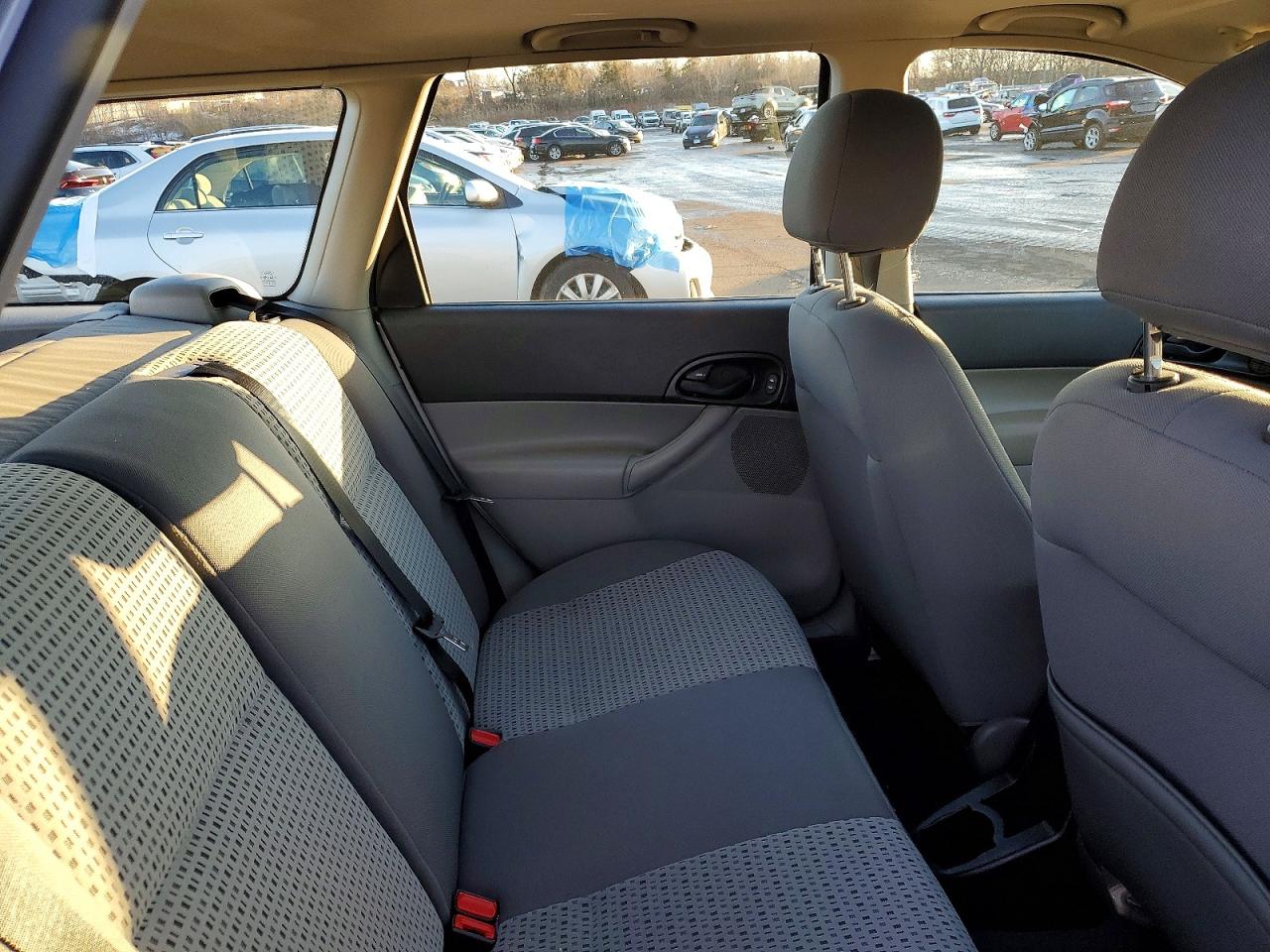 2006 FORD FOCUS ZXW photo 10
