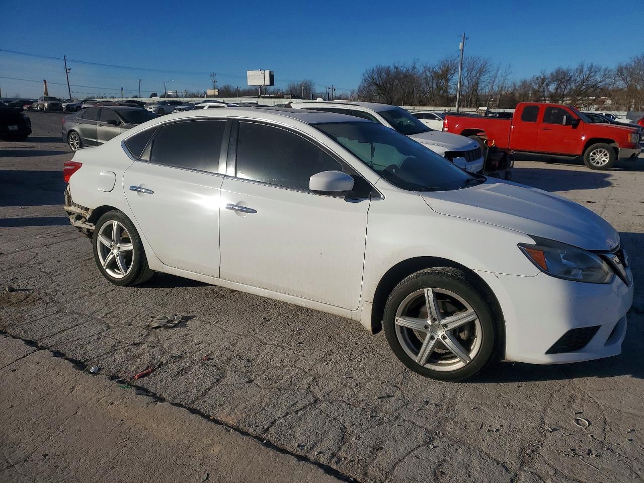 2019 NISSAN SENTRA SV photo 4