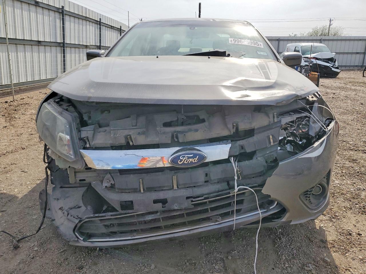 2011 FORD FUSION SE photo 5