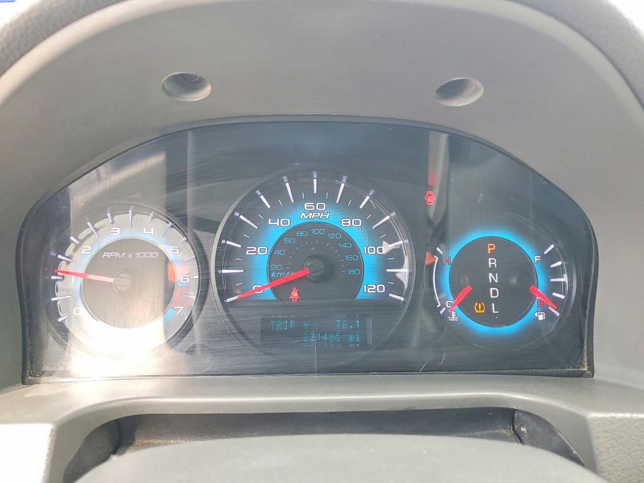 2011 FORD FUSION SE photo 9