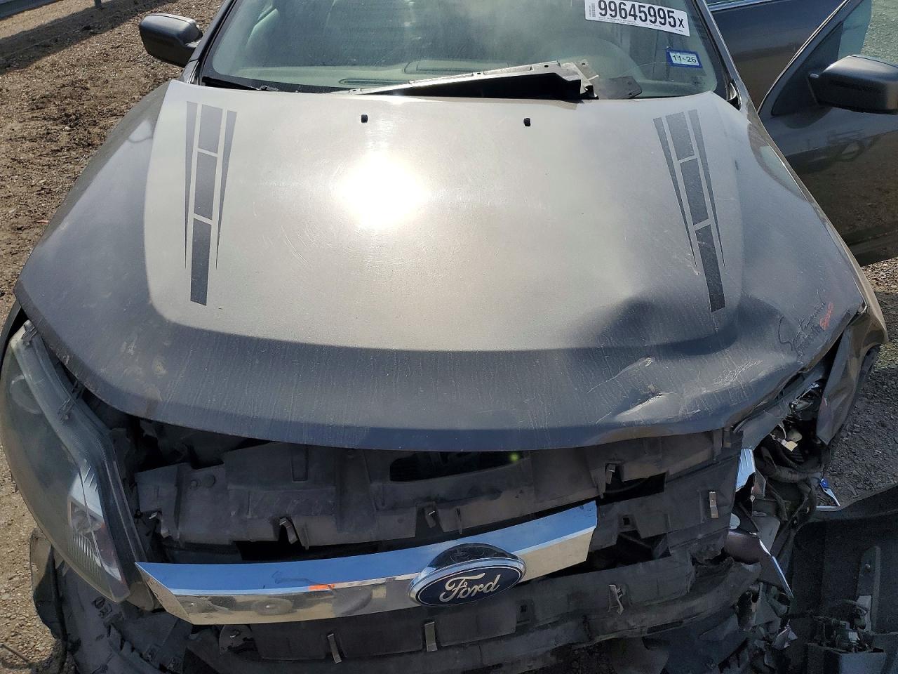 2011 FORD FUSION SE photo 11