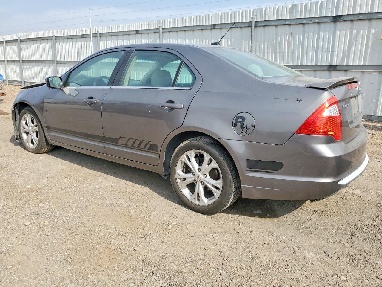 2011 FORD FUSION SE photo 2