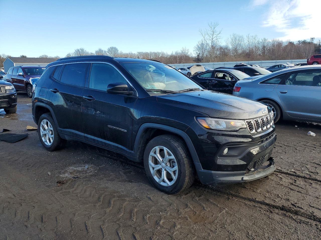 2024 JEEP COMPASS LATITUDE photo 4