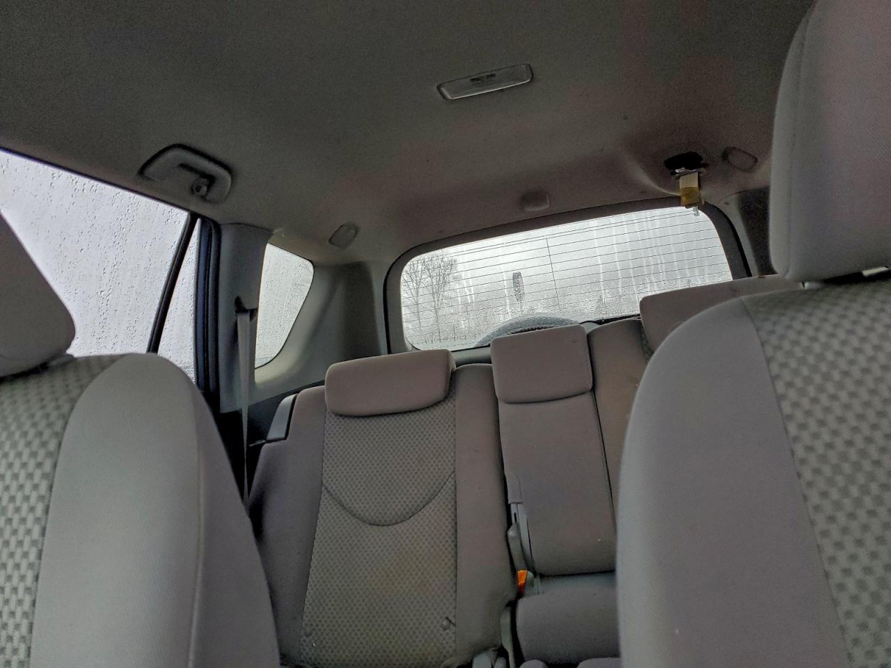 2006 TOYOTA RAV4 photo 10