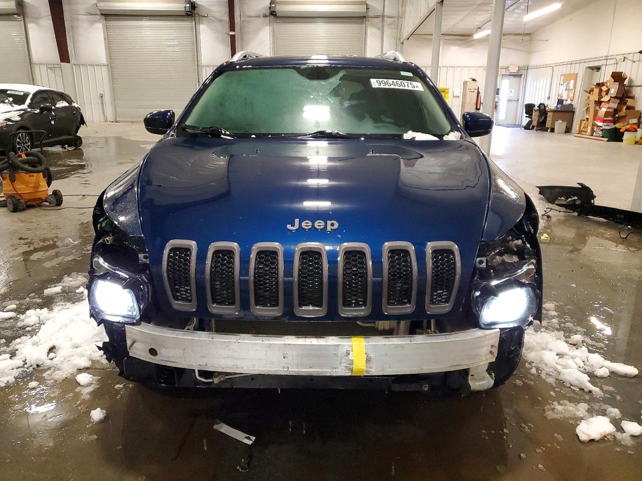 2018 JEEP CHEROKEE LATITUDE photo 5