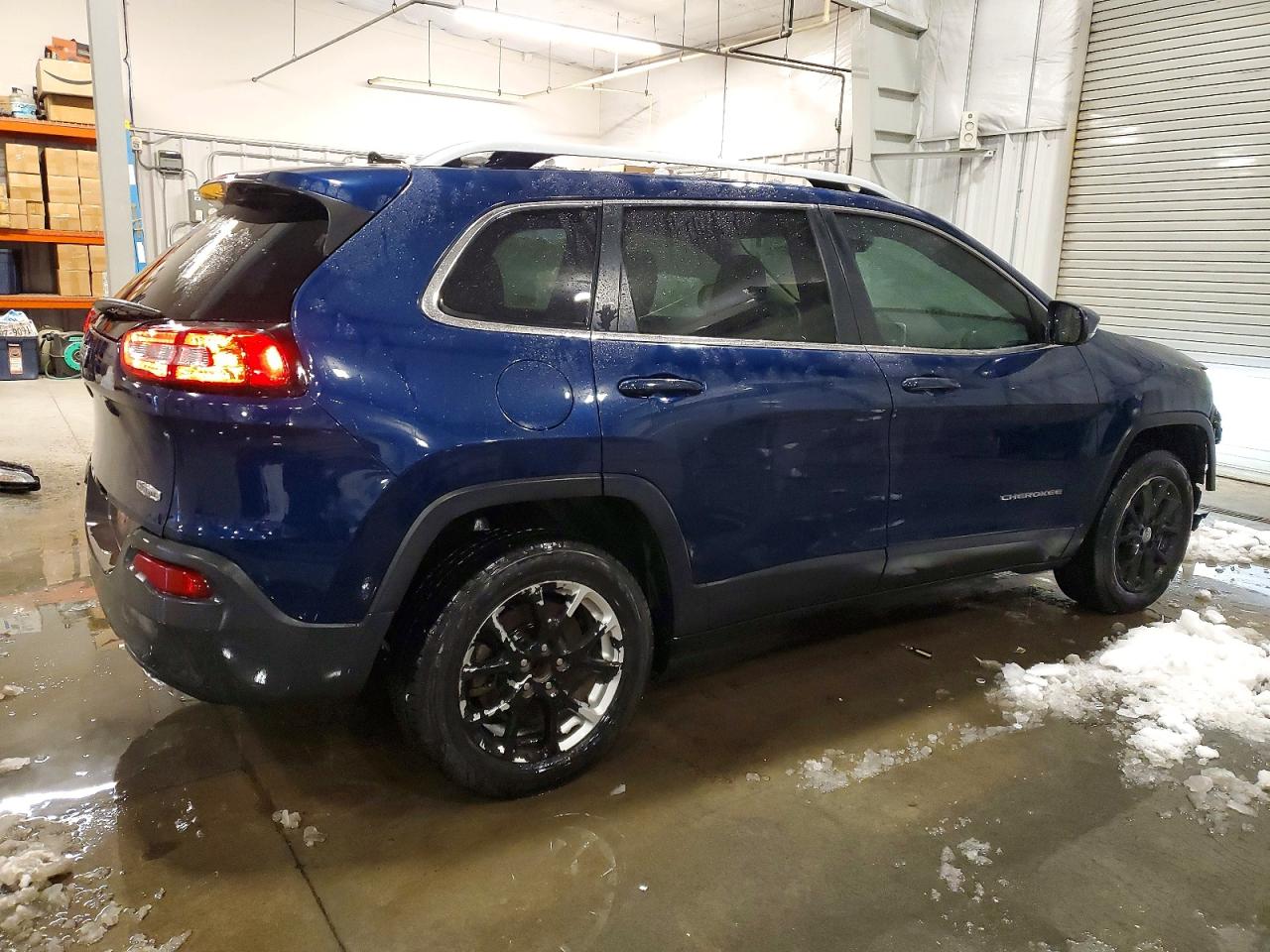 2018 JEEP CHEROKEE LATITUDE photo 3