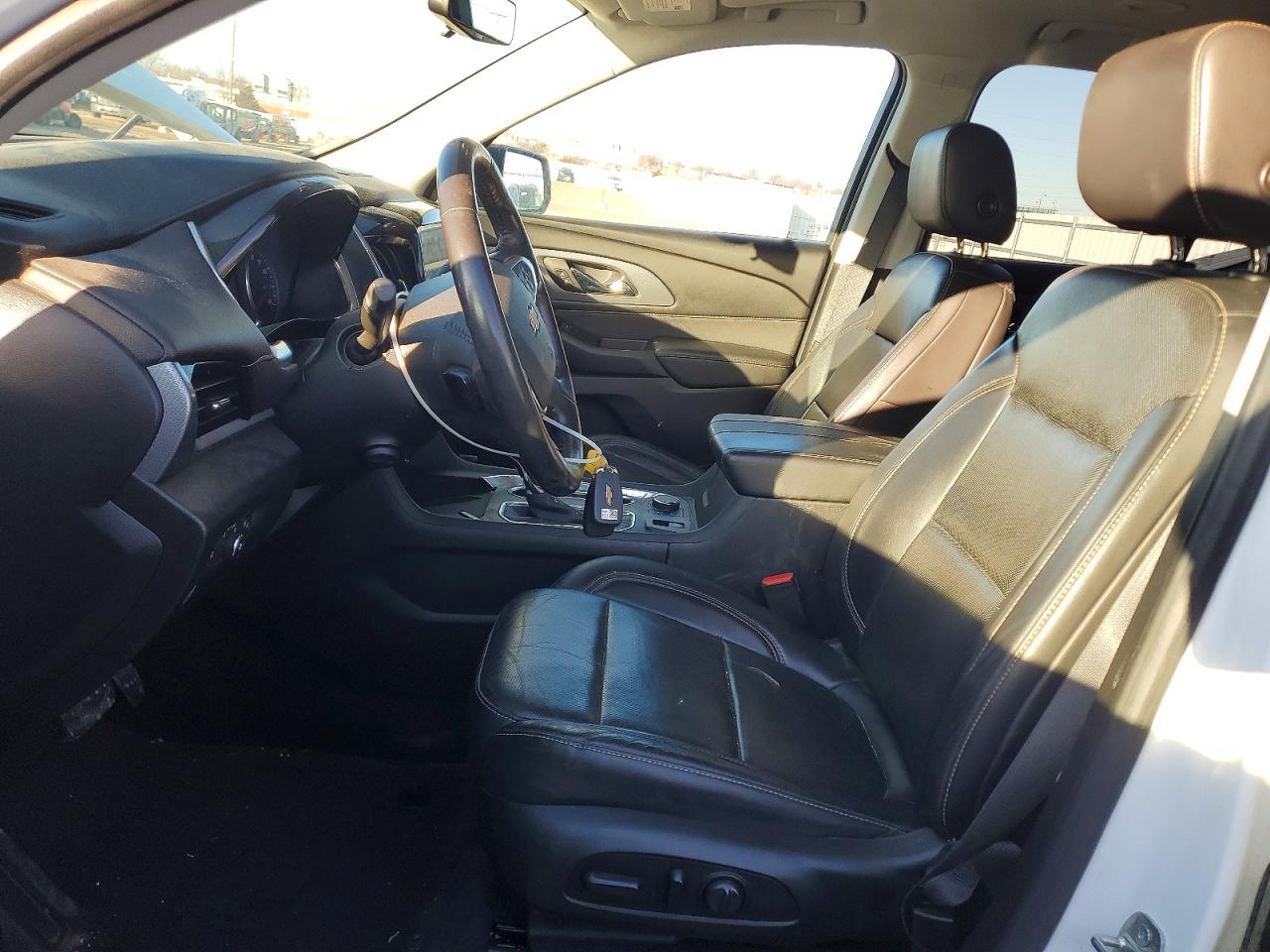 2020 CHEVROLET TRAVERSE PREMIER photo 7