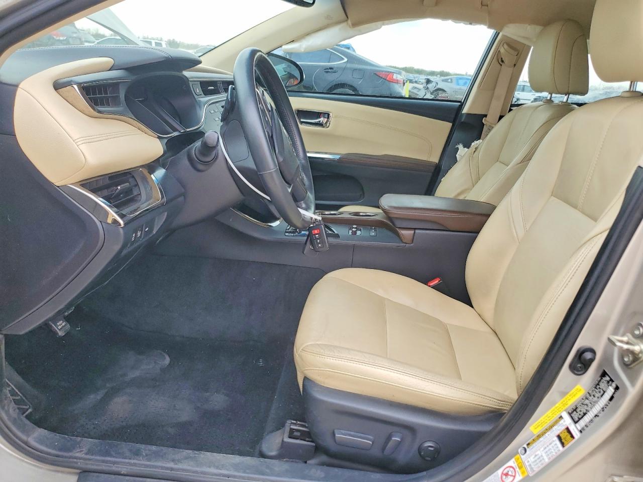 2016 TOYOTA AVALON XLE photo 7