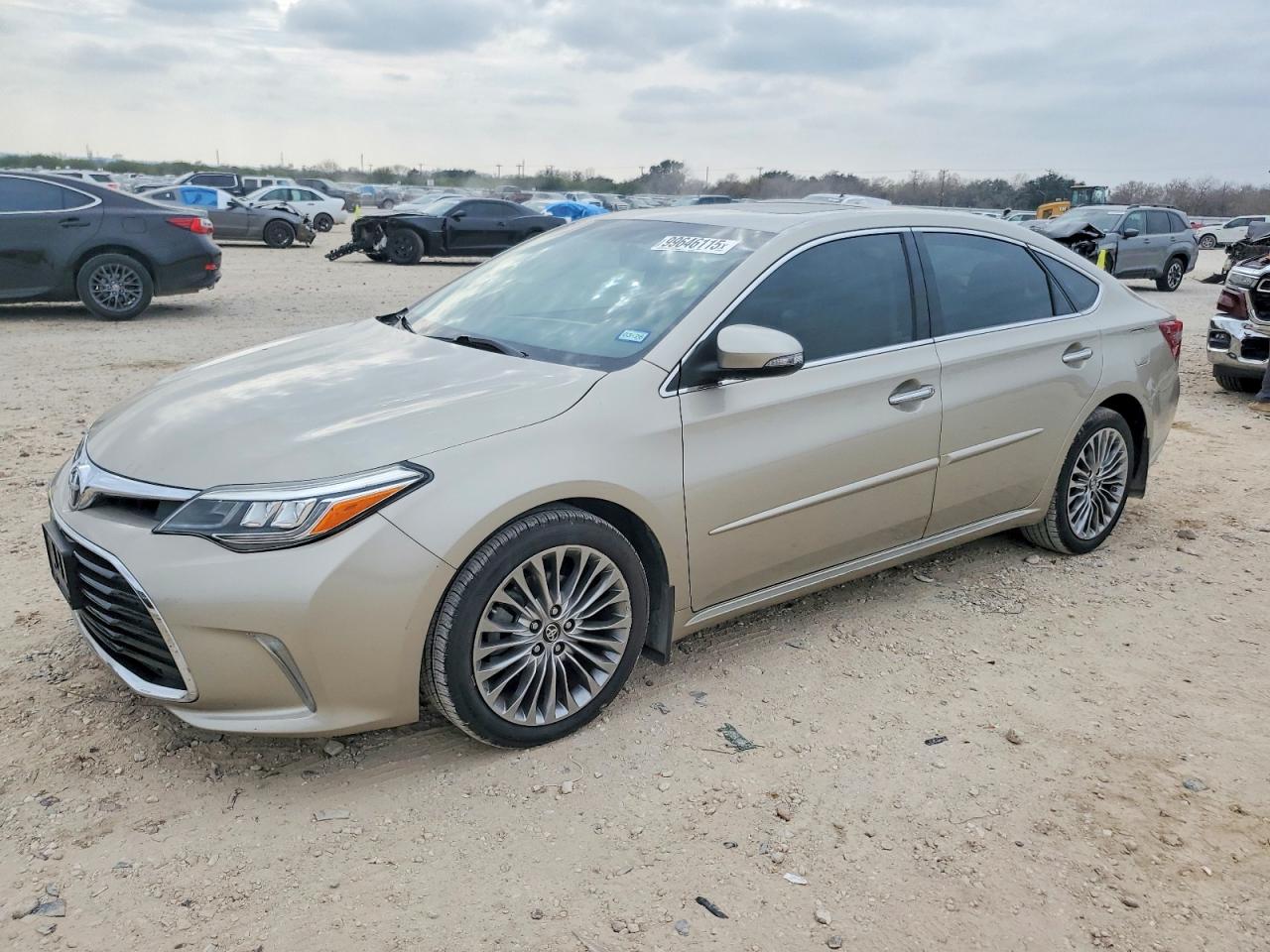 2016 TOYOTA AVALON