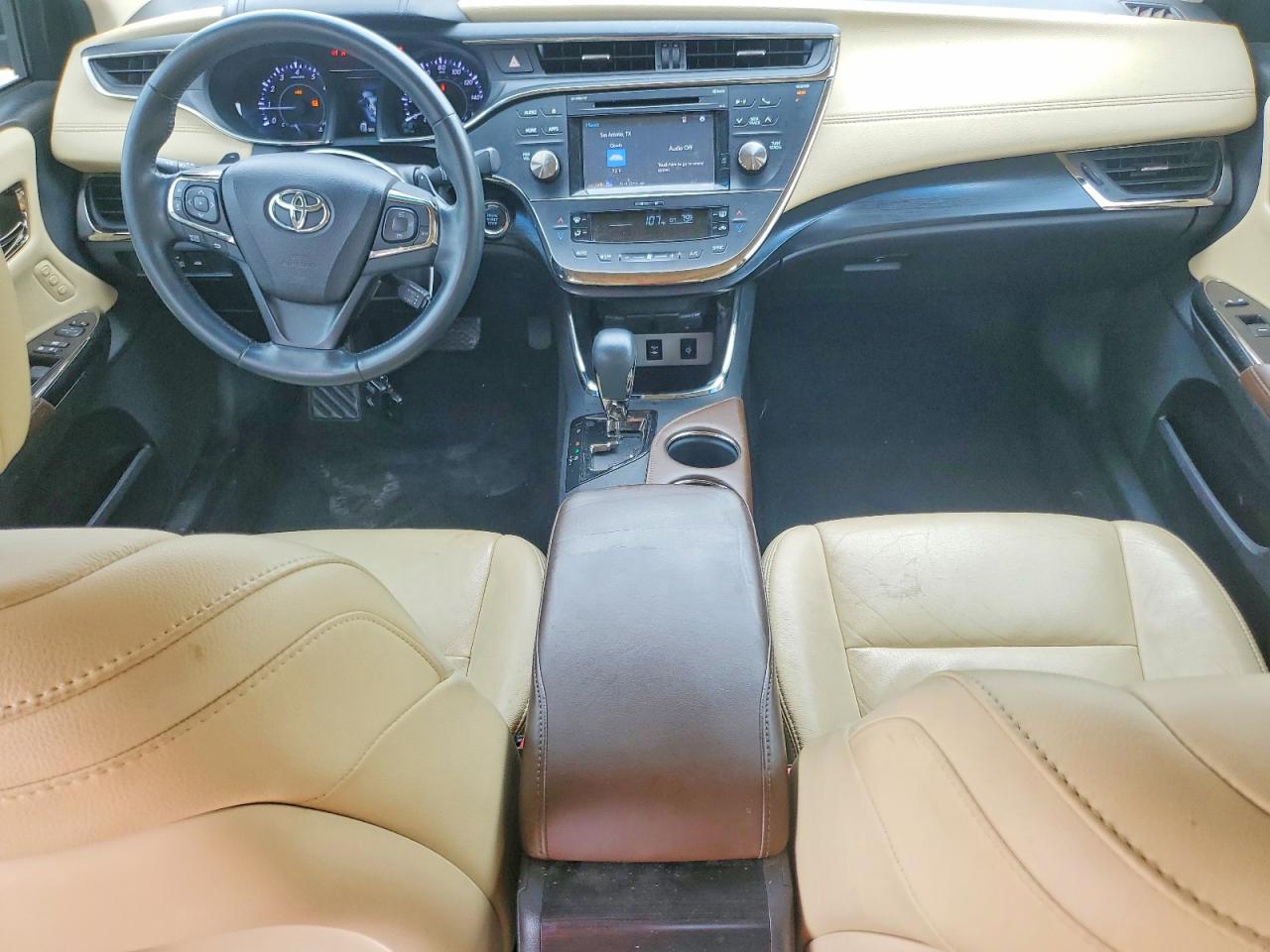2016 TOYOTA AVALON XLE photo 8