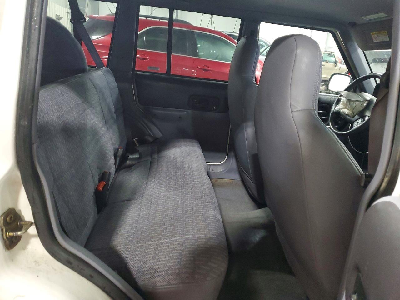 1998 JEEP CHEROKEE SPORT photo 10
