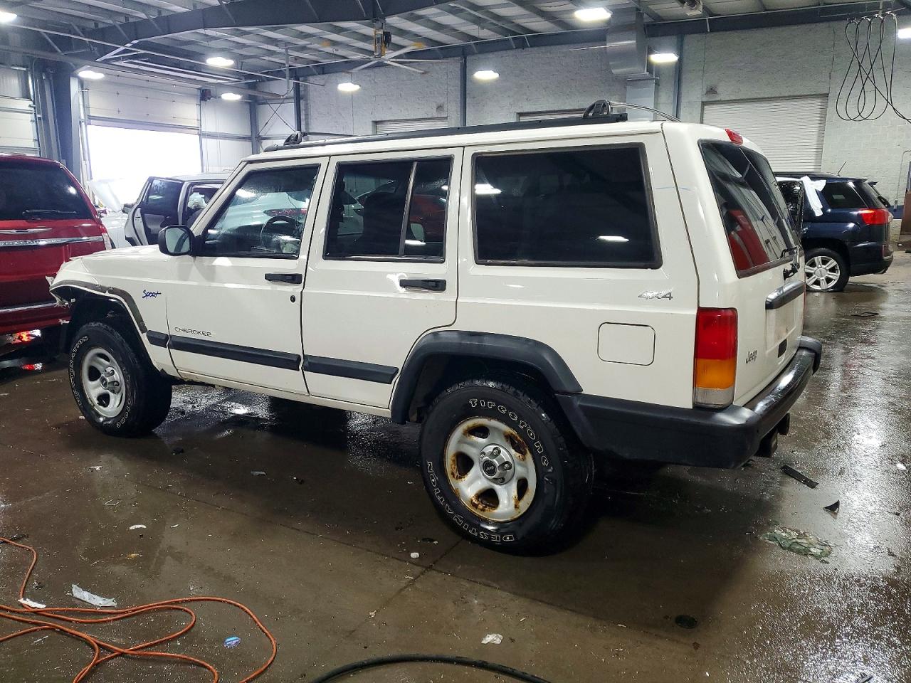 1998 JEEP CHEROKEE SPORT photo 2
