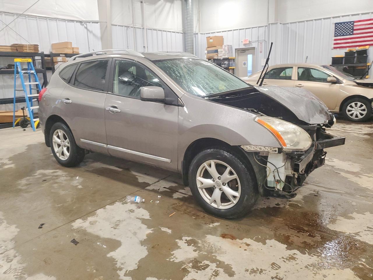 2011 NISSAN ROGUE S photo 4