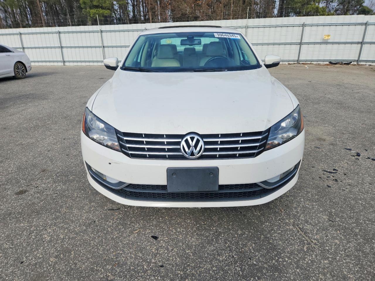 2015 VOLKSWAGEN PASSAT SEL photo 5