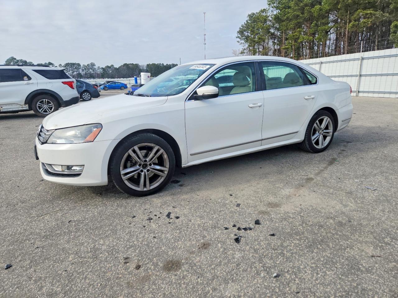 2015 VOLKSWAGEN PASSAT