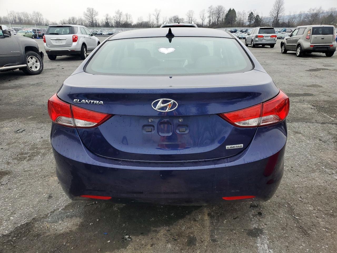 2013 HYUNDAI ELANTRA GLS photo 6