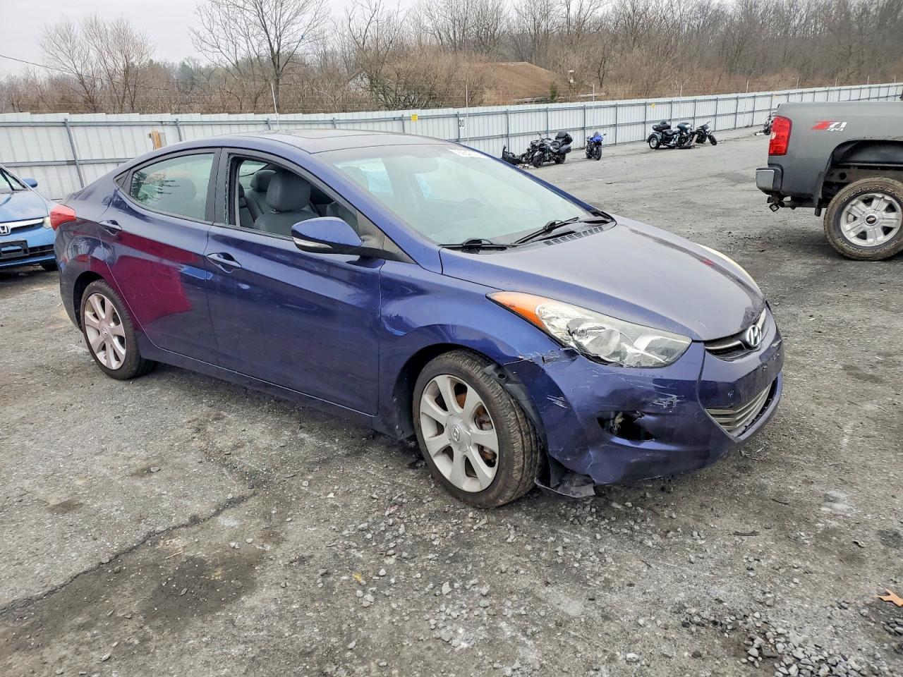 2013 HYUNDAI ELANTRA GLS photo 4