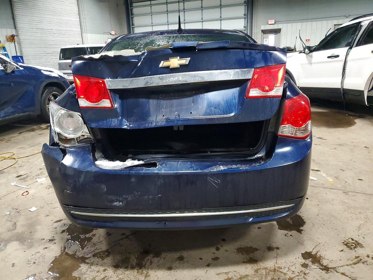 2011 CHEVROLET CRUZE LT photo 6