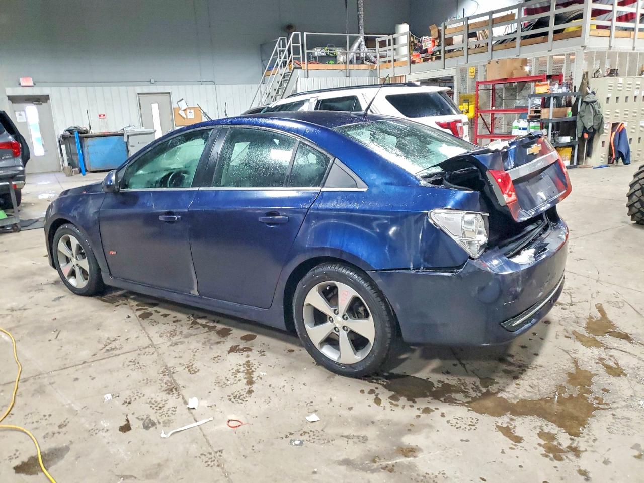 2011 CHEVROLET CRUZE LT photo 2