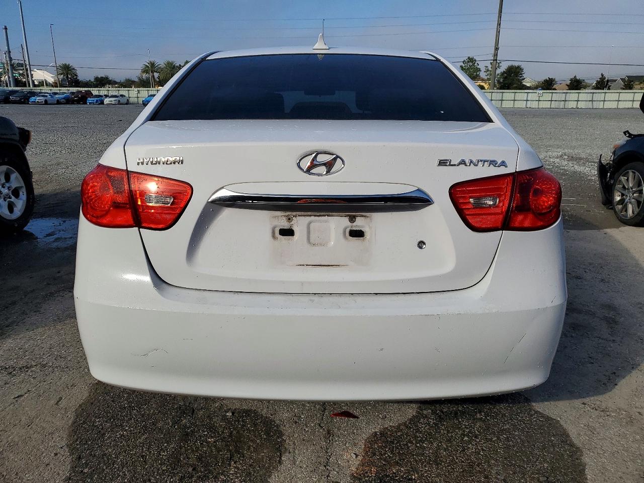 2010 HYUNDAI ELANTRA BLUE photo 6