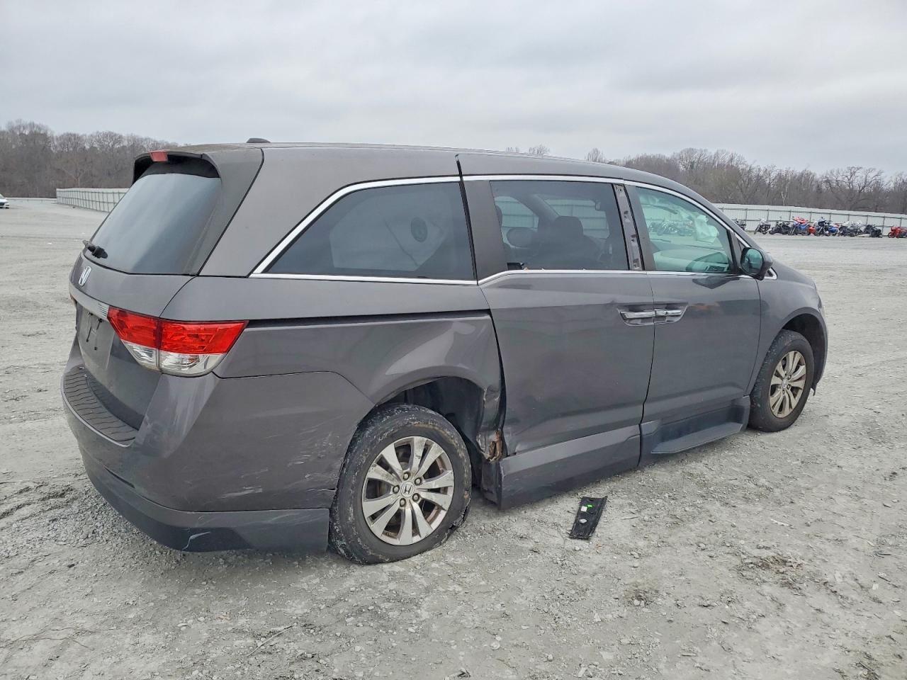 2014 HONDA ODYSSEY EXL photo 3