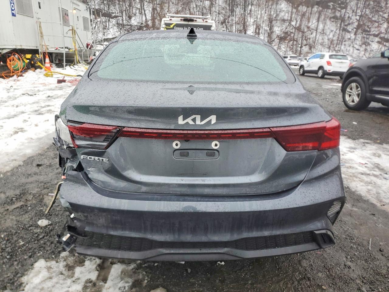2023 KIA FORTE LX photo 6