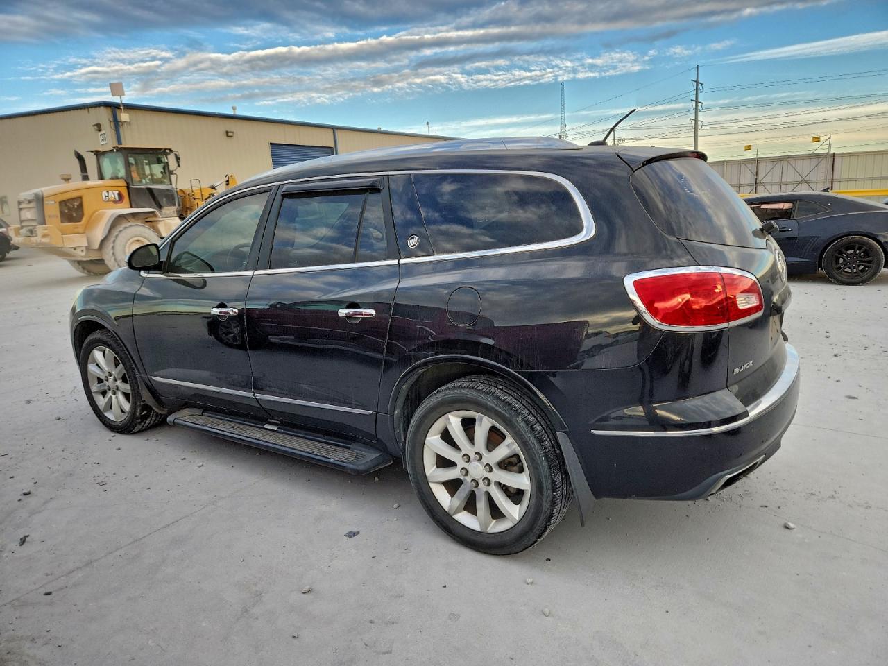2014 BUICK ENCLAVE photo 2