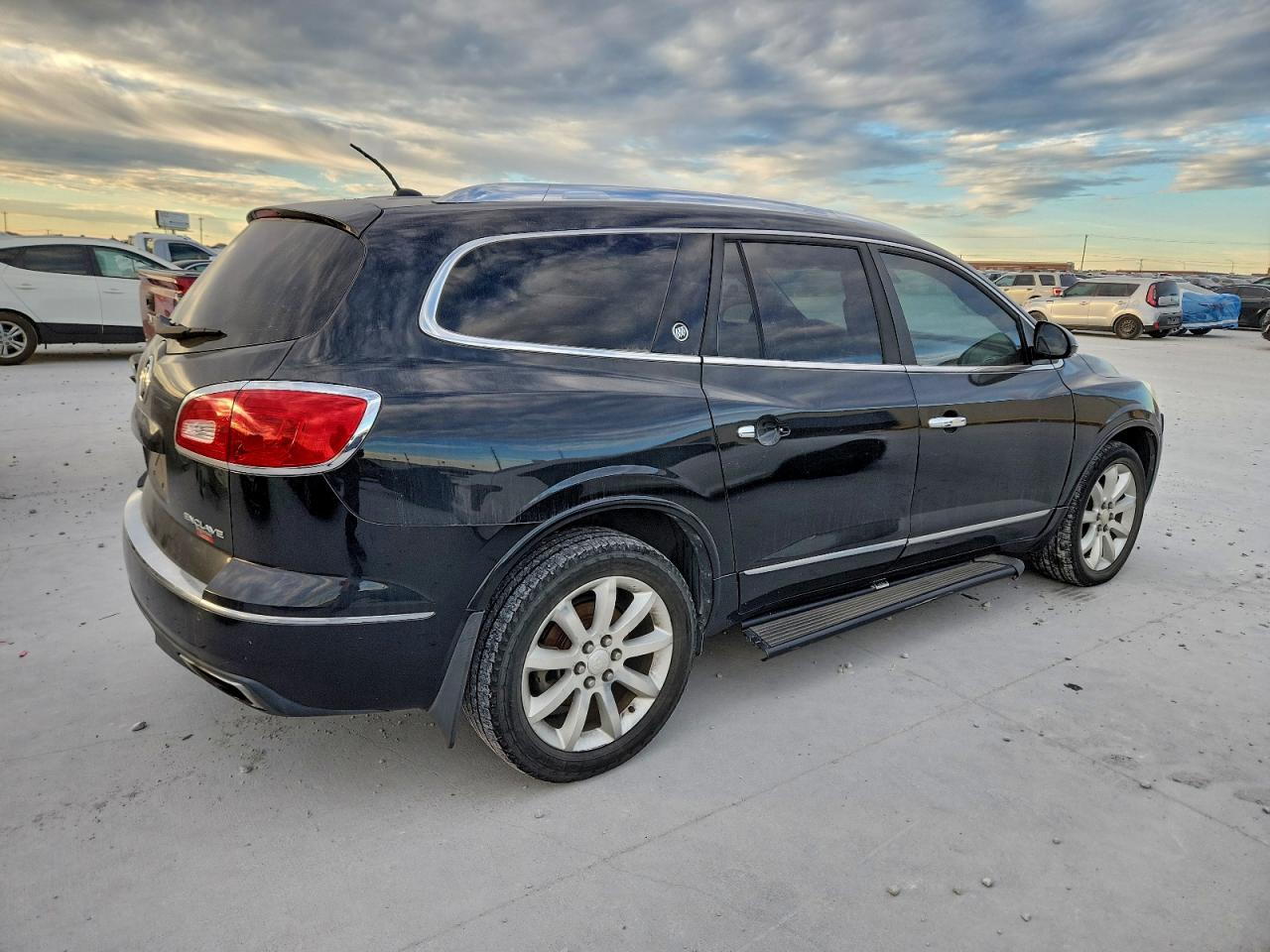 2014 BUICK ENCLAVE photo 3