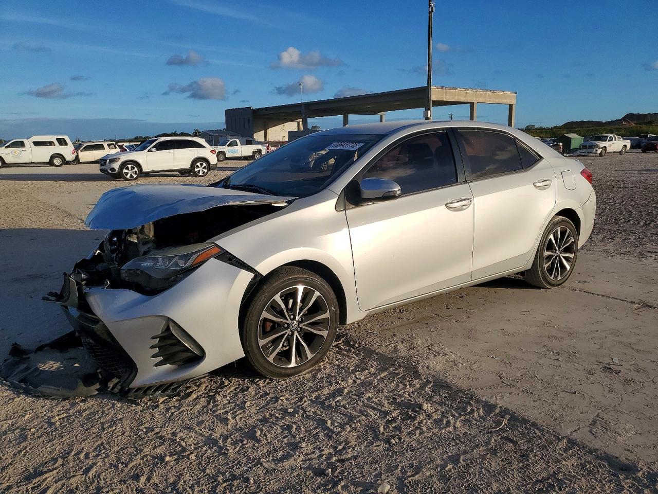 2018 TOYOTA COROLLA