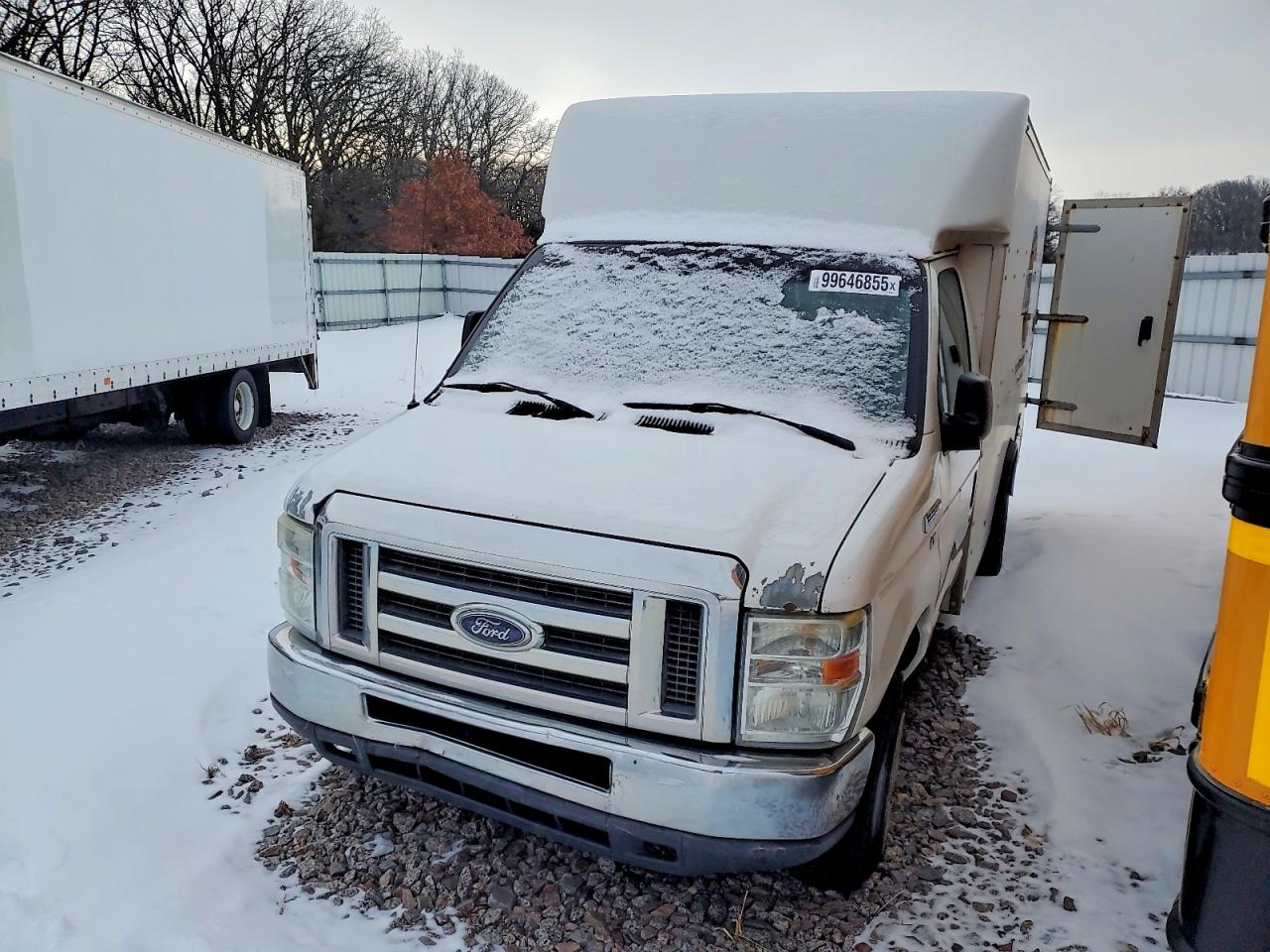 2011 FORD ECONOLINE