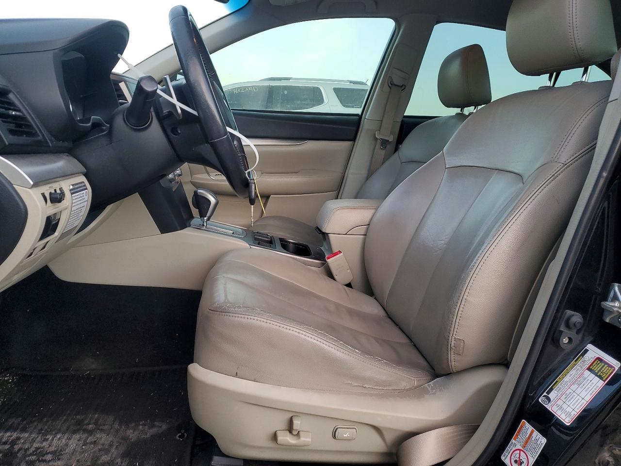 2011 SUBARU LEGACY 2.5I PREMIUM photo 7