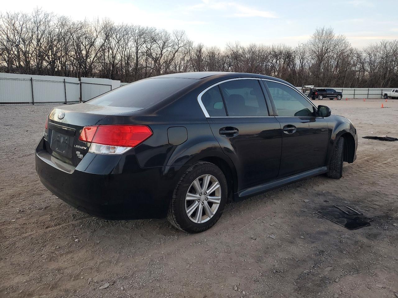 2011 SUBARU LEGACY 2.5I PREMIUM photo 3