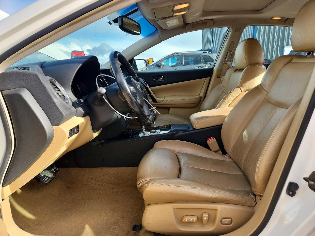2010 NISSAN MAXIMA S photo 7