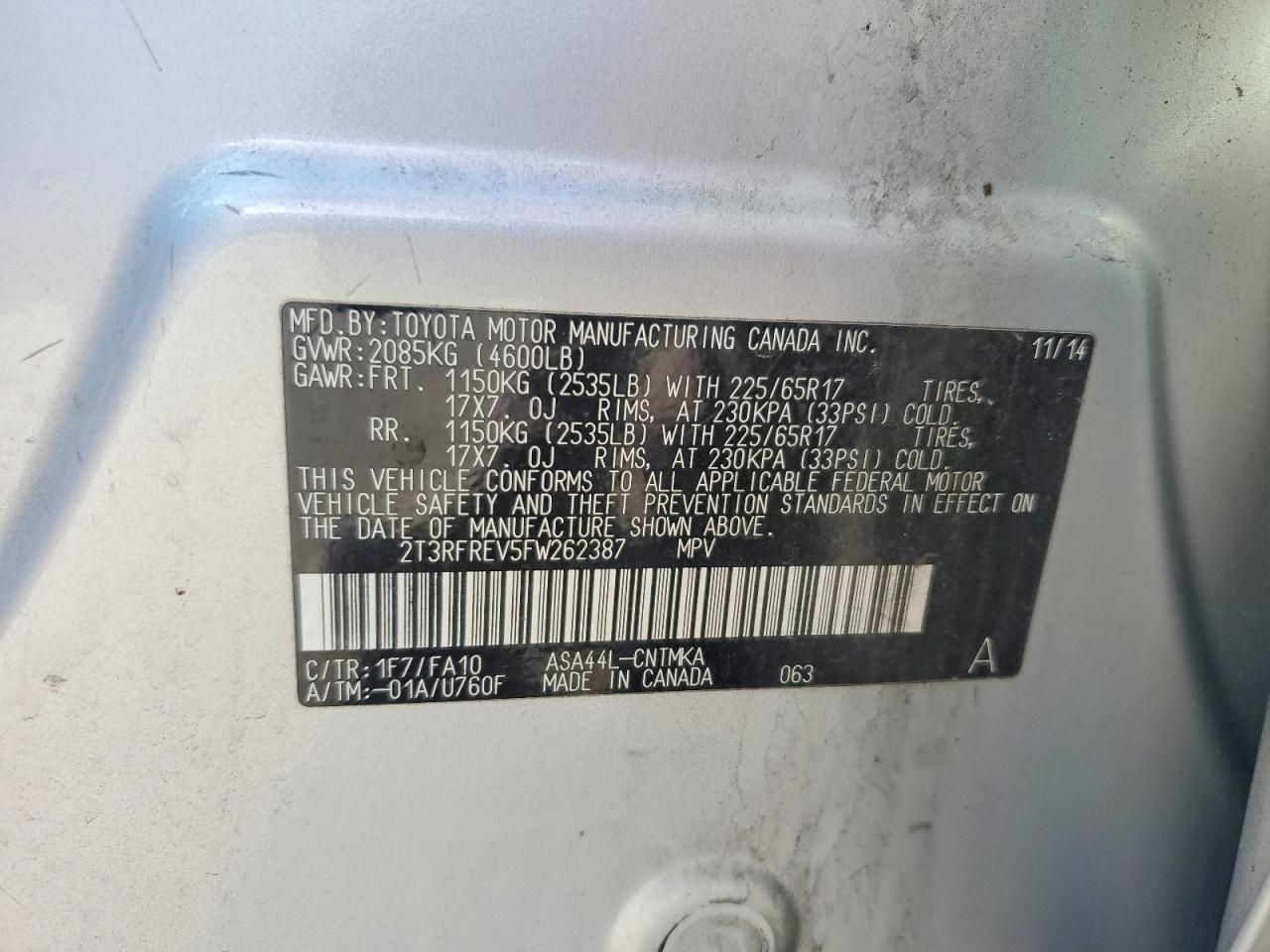 2015 TOYOTA RAV4 XLE photo 13