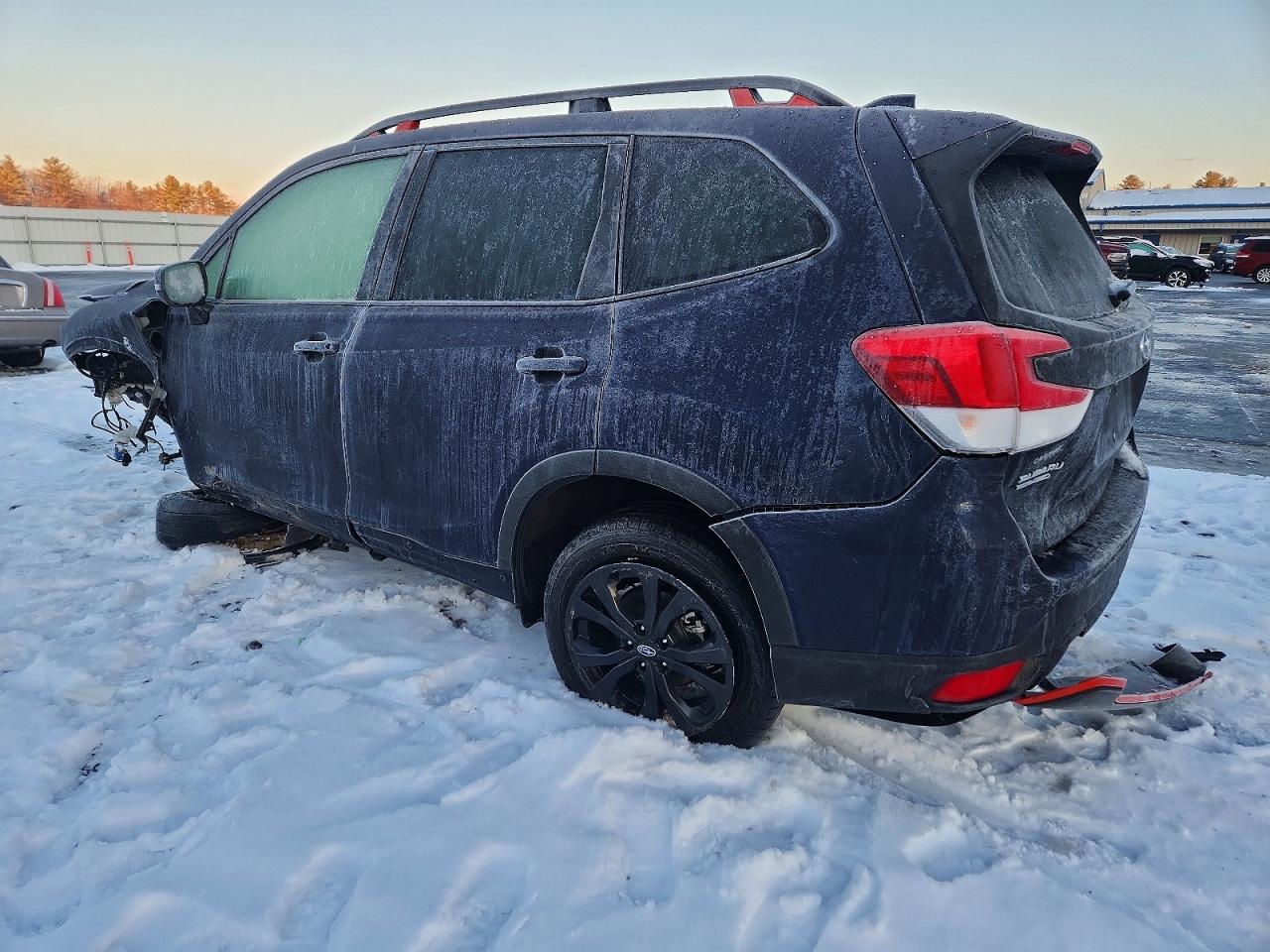 2021 SUBARU FORESTER SPORT photo 2
