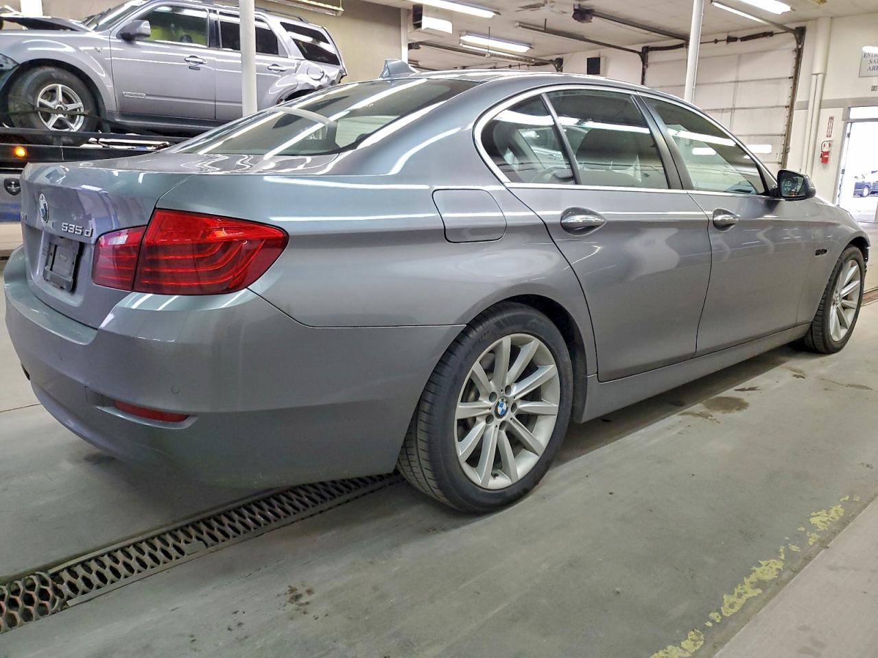 2014 BMW 535 D XDRIVE photo 3