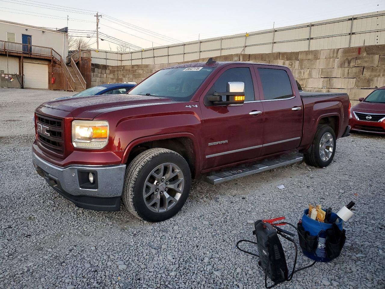 2015 GMC SIERRA