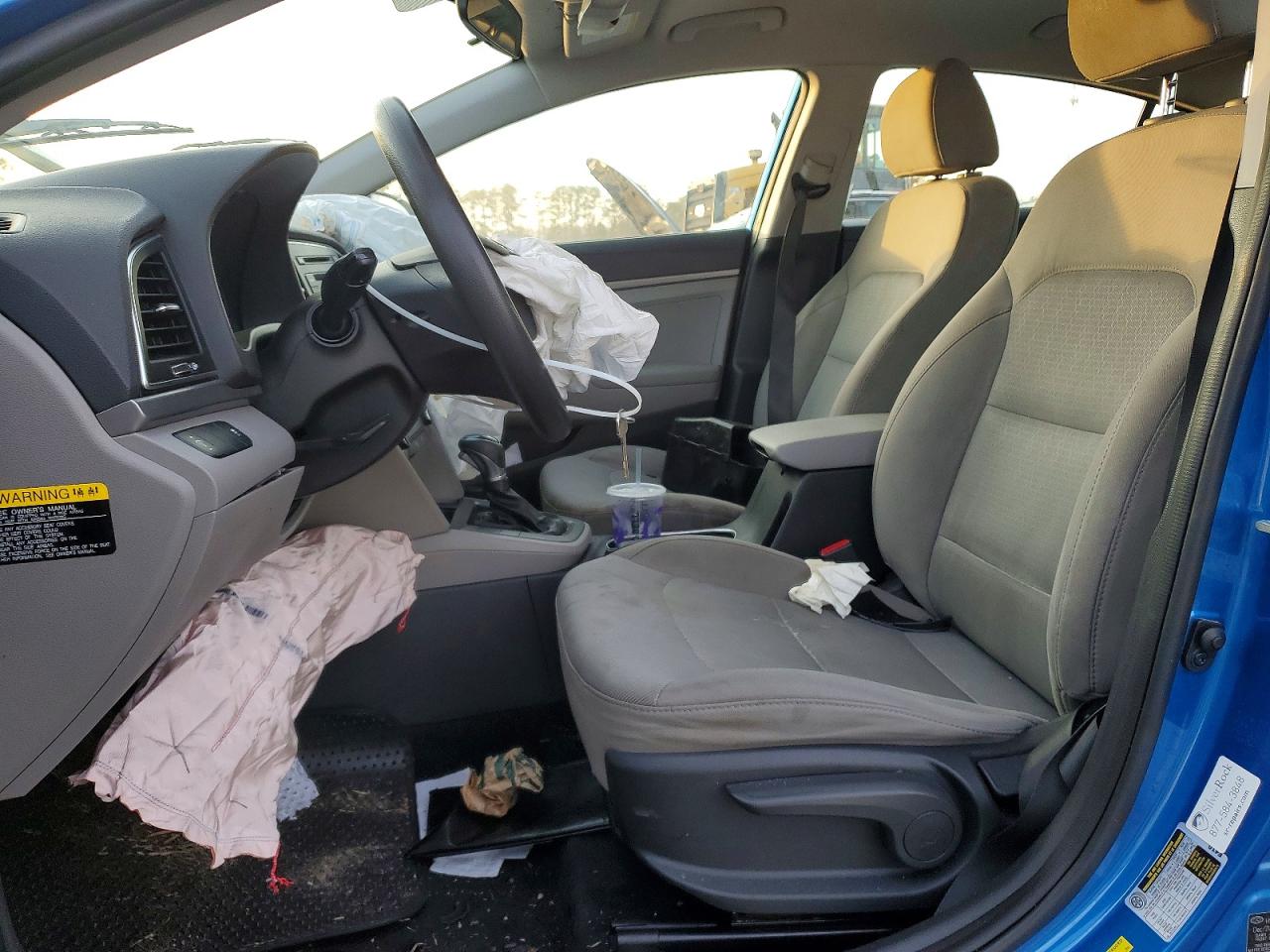 2017 HYUNDAI ELANTRA SE photo 7