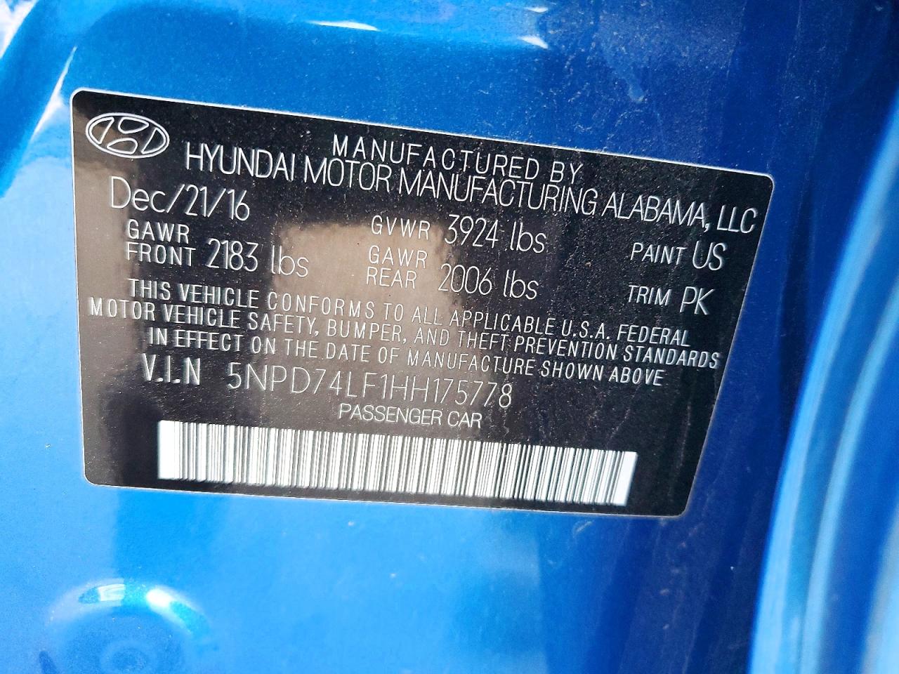 2017 HYUNDAI ELANTRA SE photo 12