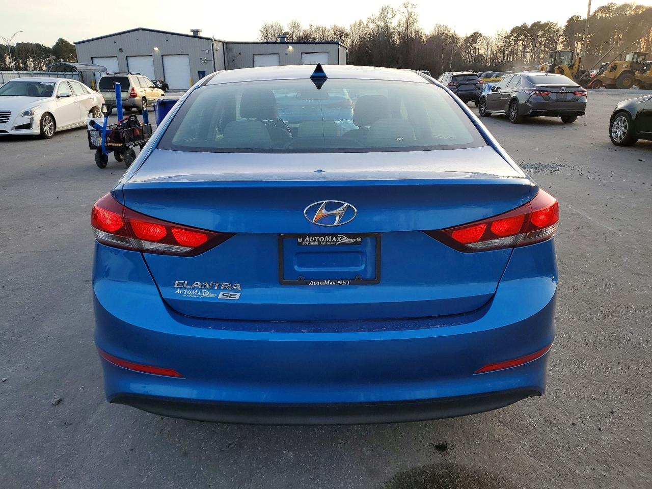 2017 HYUNDAI ELANTRA SE photo 6