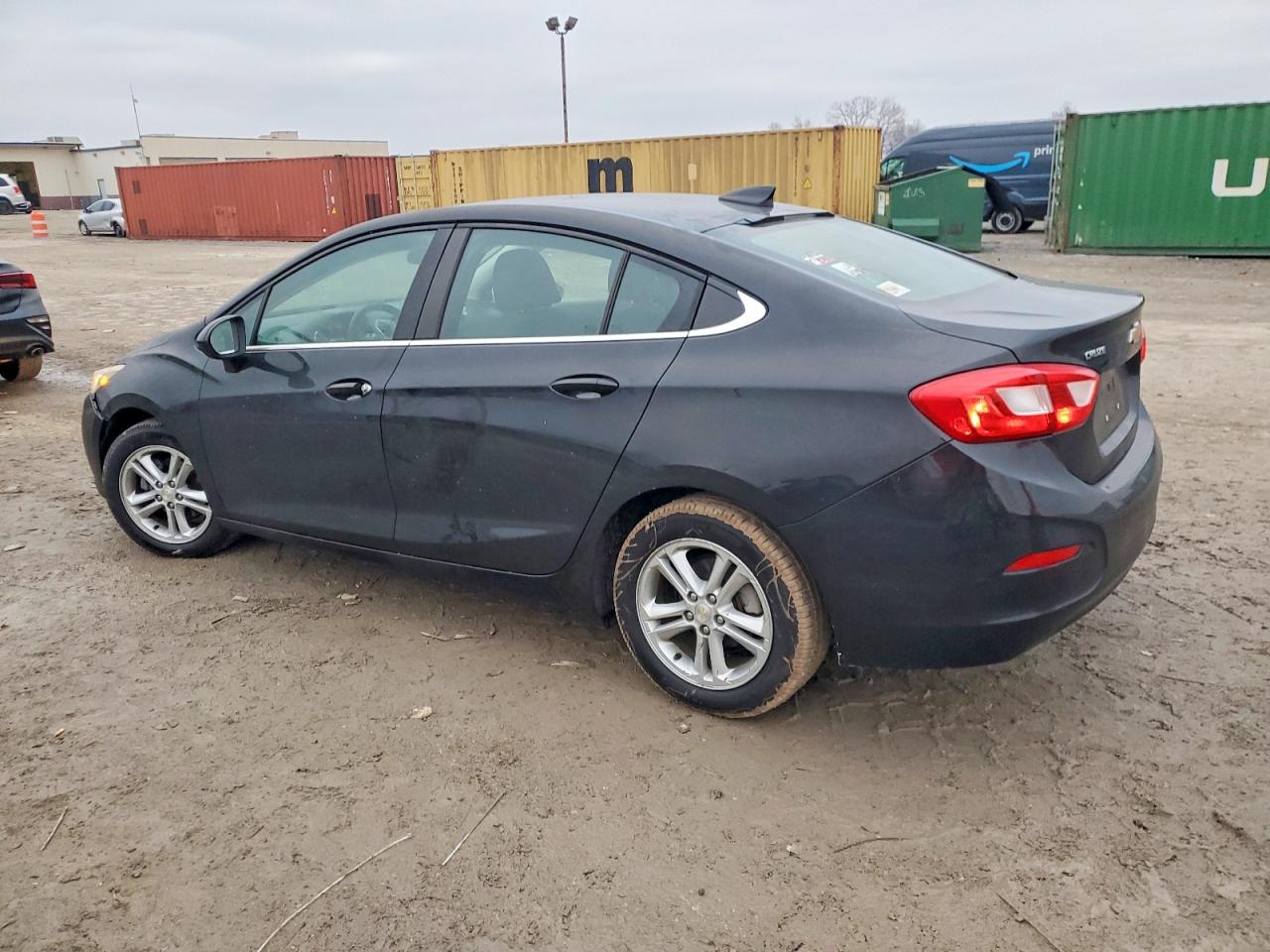 2017 CHEVROLET CRUZE LT photo 2