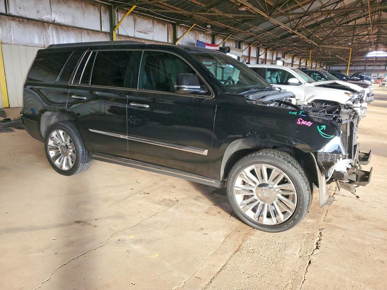 2015 CADILLAC ESCALADE PLATINUM photo 4