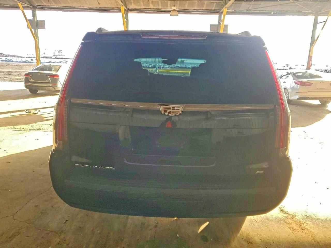 2015 CADILLAC ESCALADE PLATINUM photo 6
