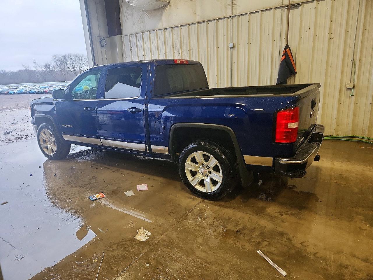 2014 GMC SIERRA K1500 SLE photo 2