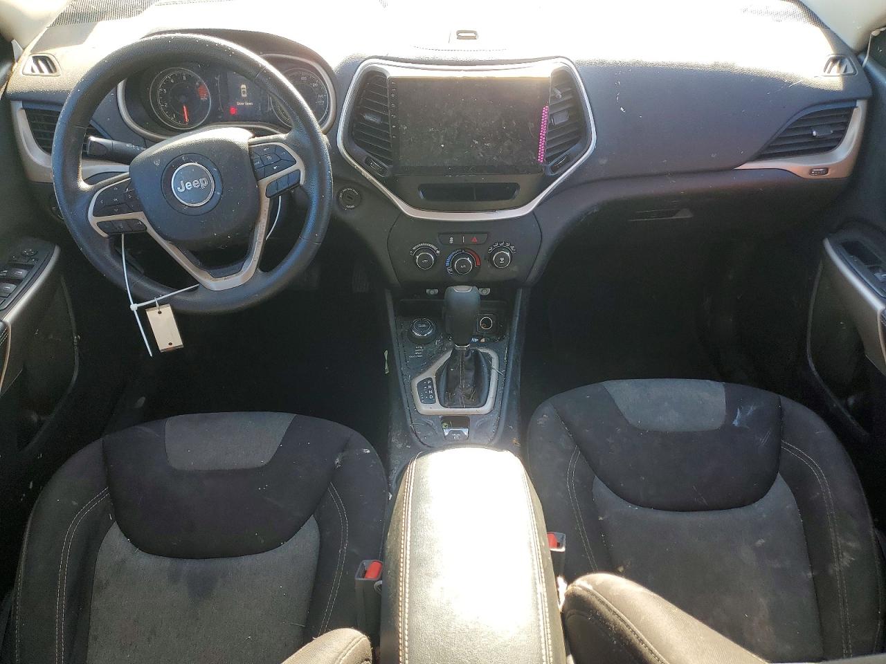2018 JEEP CHEROKEE LATITUDE photo 8