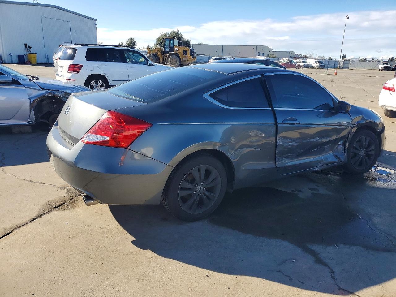 2012 HONDA ACCORD LX photo 3