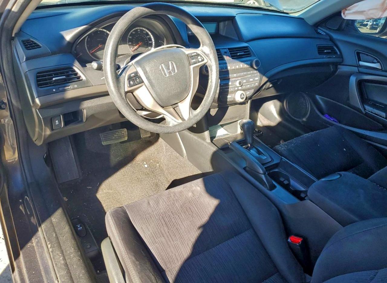2012 HONDA ACCORD LX photo 8